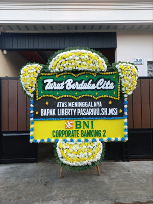 Papan Bunga Duka di Sagalaherang