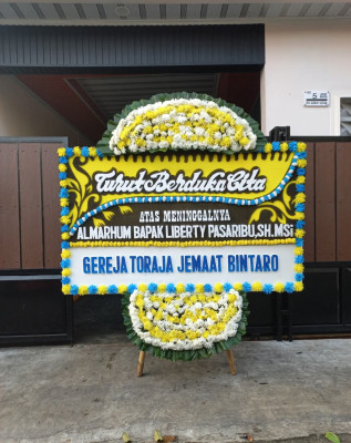 Papan Bunga Duka di Sagalaherang