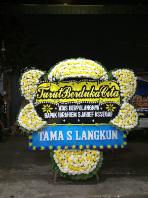 Papan Bunga Duka di Sagalaherang